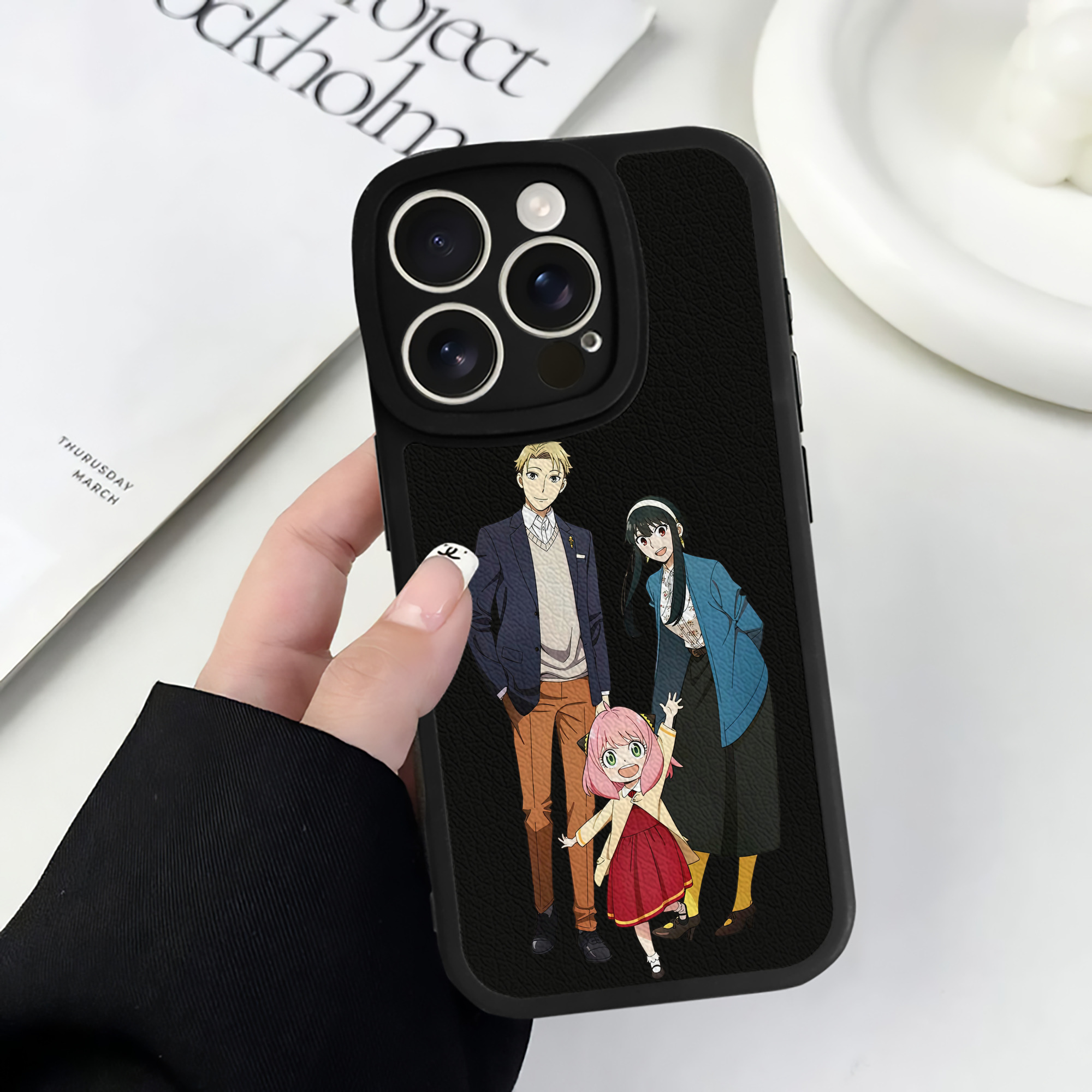 （画像用） SPY×FAMILY间谍家家酒 【iPhone 16シリーズ対応】シリコンスマホケース（レザー調） 材質：シリコン